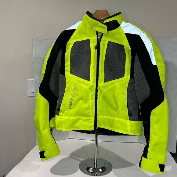 BMW Neon Yellow and Black Performance Jacket - Picture 2 of 9